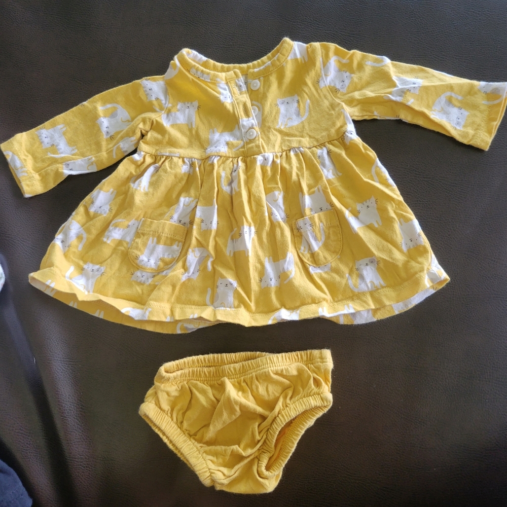 6 Pieces Carter's Yellow and White Matching Set for Playful Days